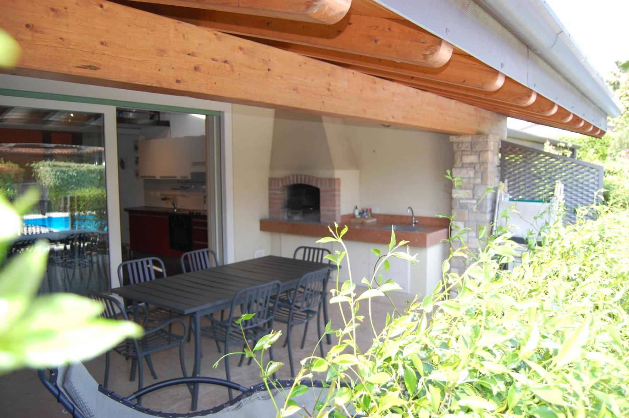 Casa Vacanze "Il Porticciolo" 마네르바 델 가르다 외부 사진